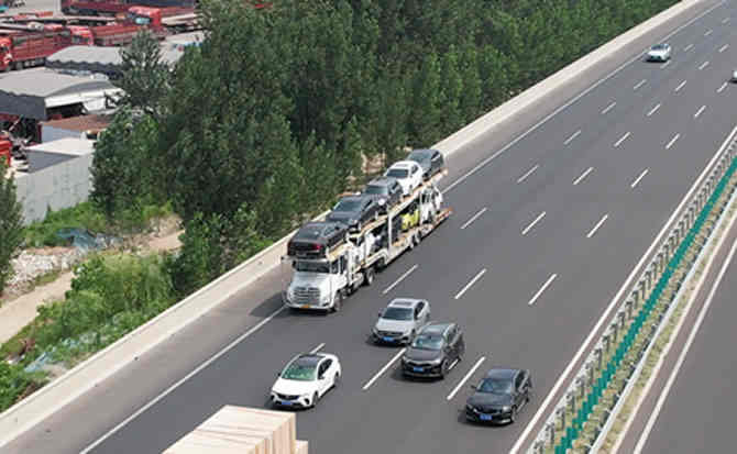 萨迦高速公路汽车救援