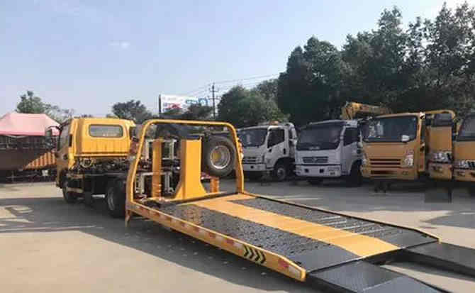 萨迦汽车中途维修案例